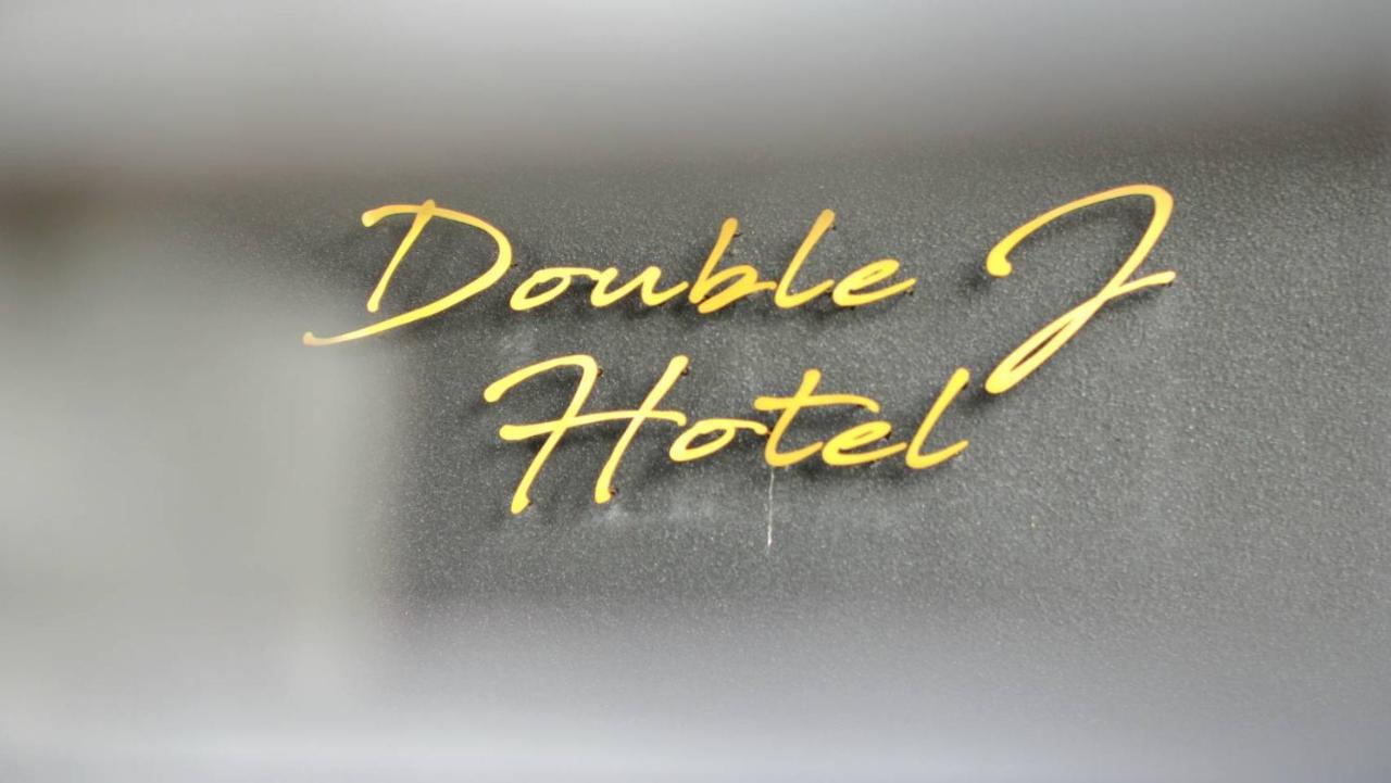 Double J Hotel Chiang Mai Buitenkant foto