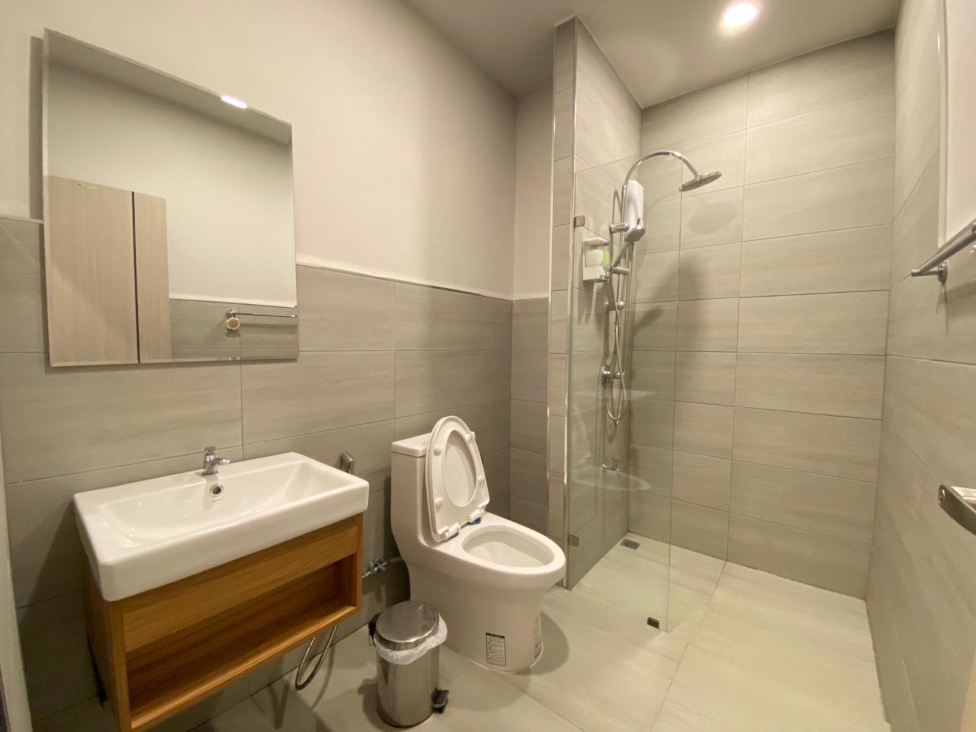 Double J Hotel Chiang Mai Buitenkant foto
