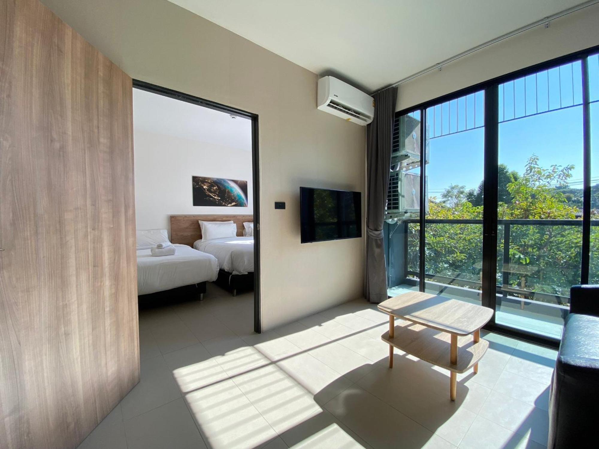 Double J Hotel Chiang Mai Buitenkant foto