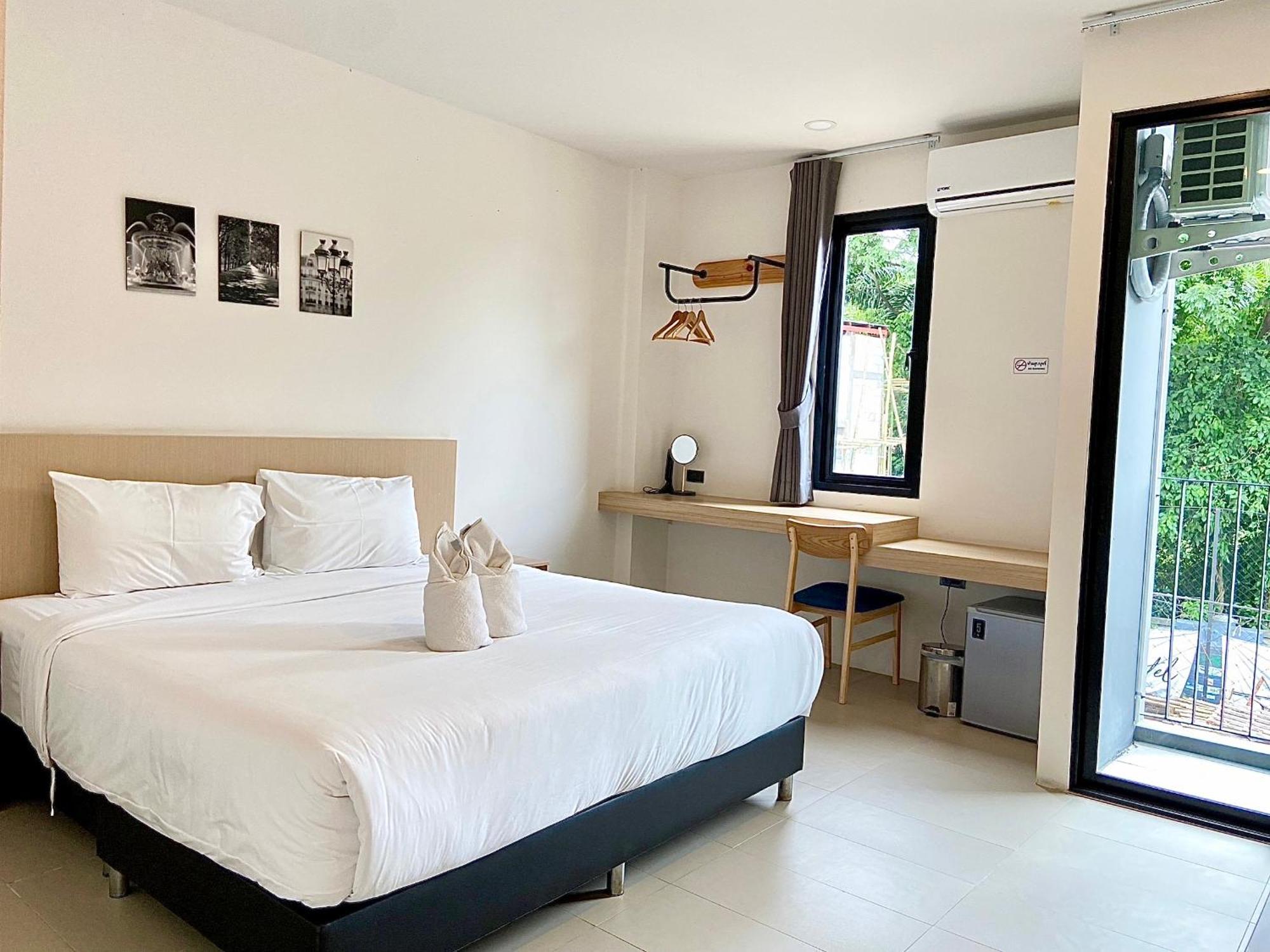 Double J Hotel Chiang Mai Buitenkant foto