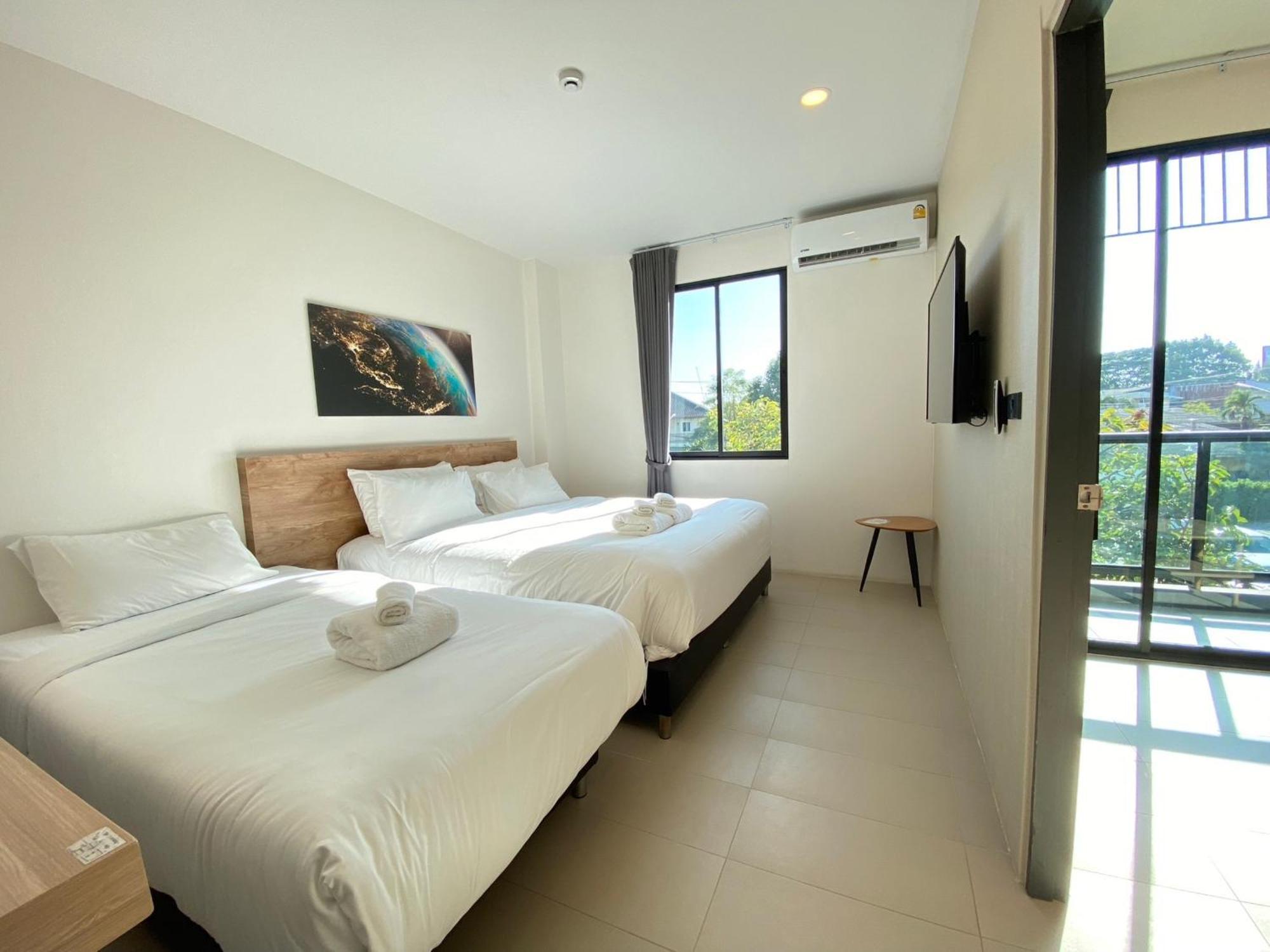 Double J Hotel Chiang Mai Buitenkant foto